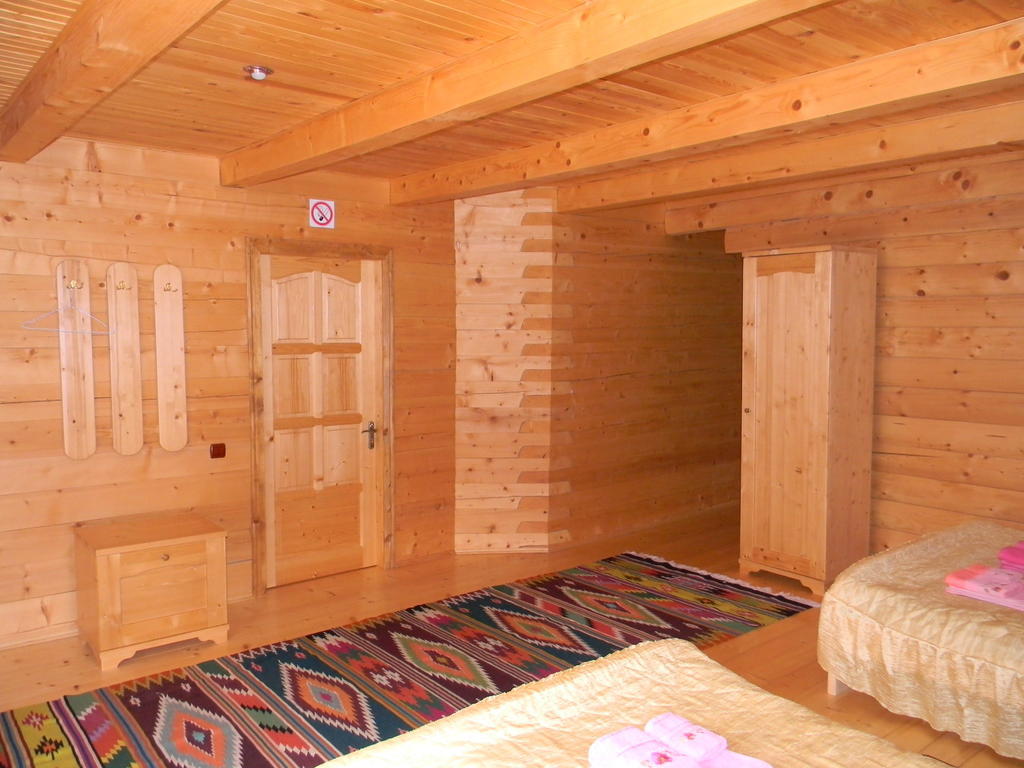 Guсulka Ksenia Villa Kosiv Kamer foto