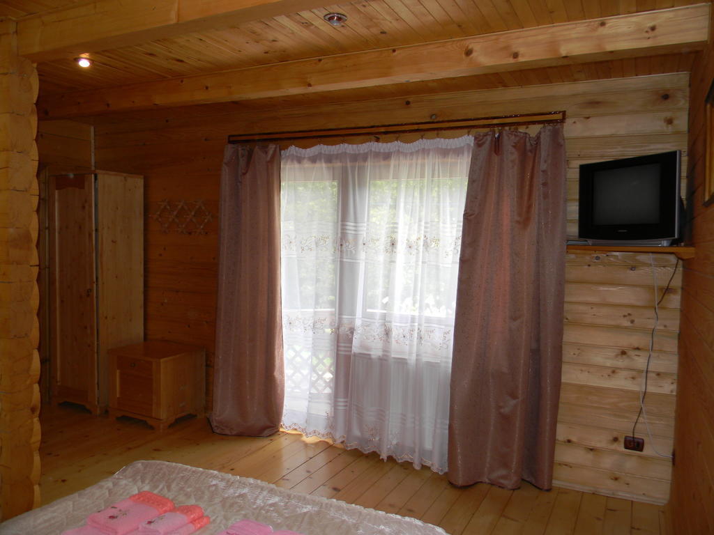 Guсulka Ksenia Villa Kosiv Kamer foto